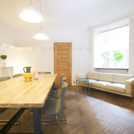 Apartment Lukket