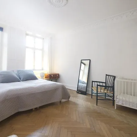 Apartment Lukket